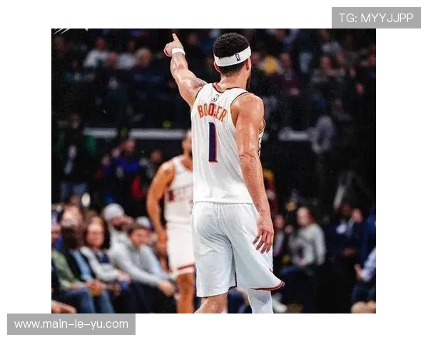 独行侠114-123不敌太阳,布克26分阿伦23分 独行侠114-123不敌太阳,布克26分阿伦23分