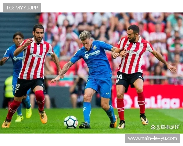 赫塔费主场迎战比利亚雷亚尔，双方首发阵容揭晓